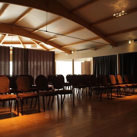 Hotel Restaurants & Spa Perier Du Bignon 라발 외부 사진
